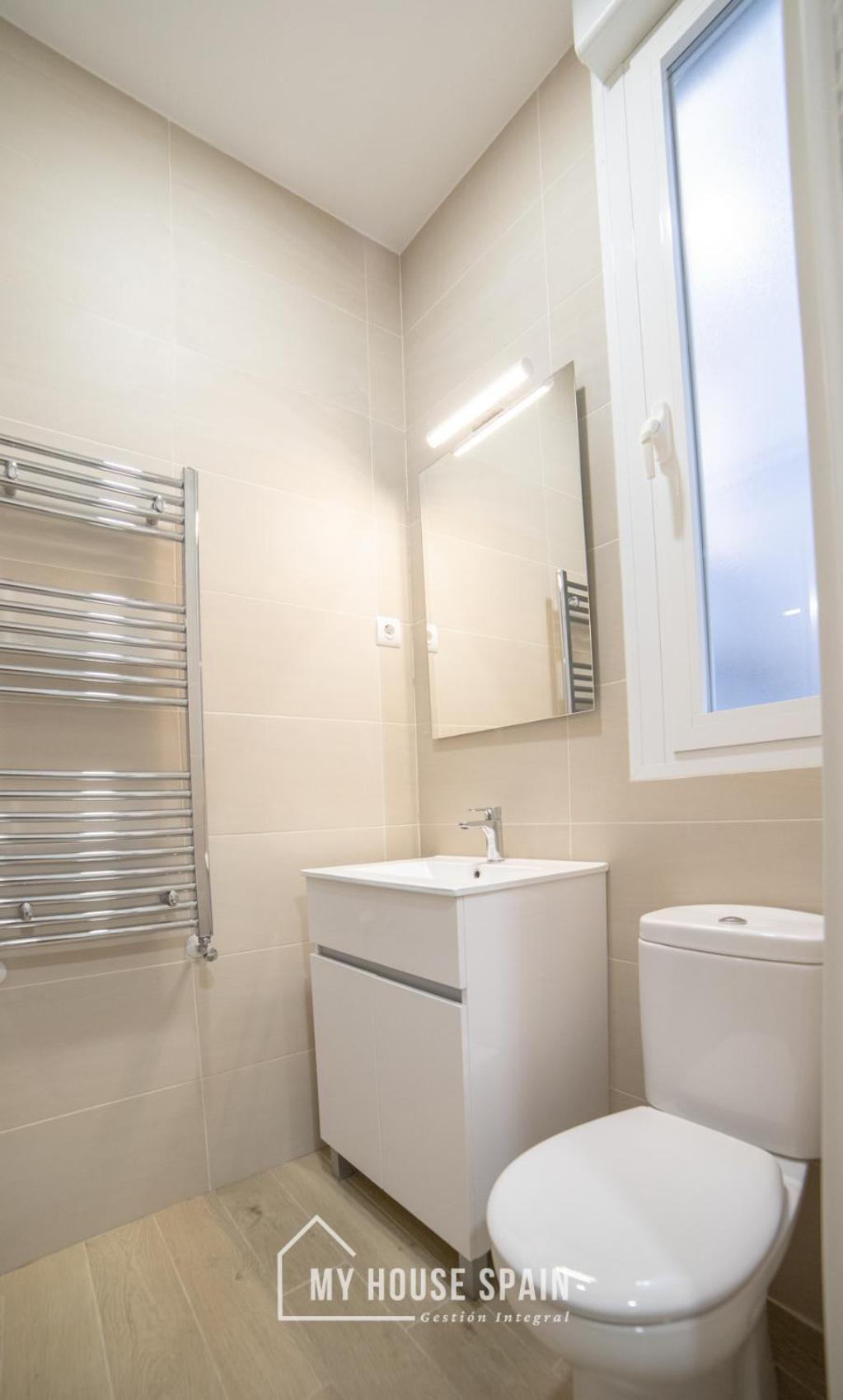 Myhousespain - Acogedor Piso Con Patio En Chamberi Madrid Exteriör bild