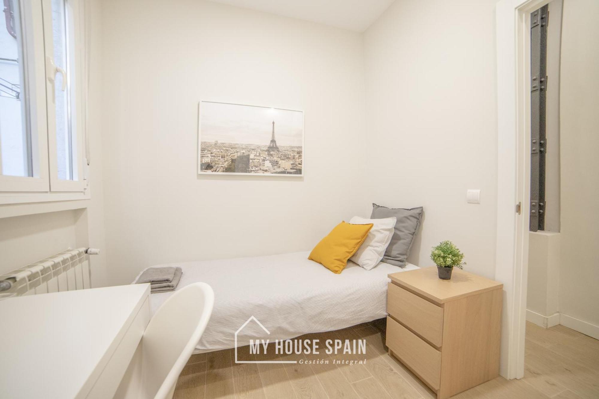 Myhousespain - Acogedor Piso Con Patio En Chamberi Madrid Exteriör bild